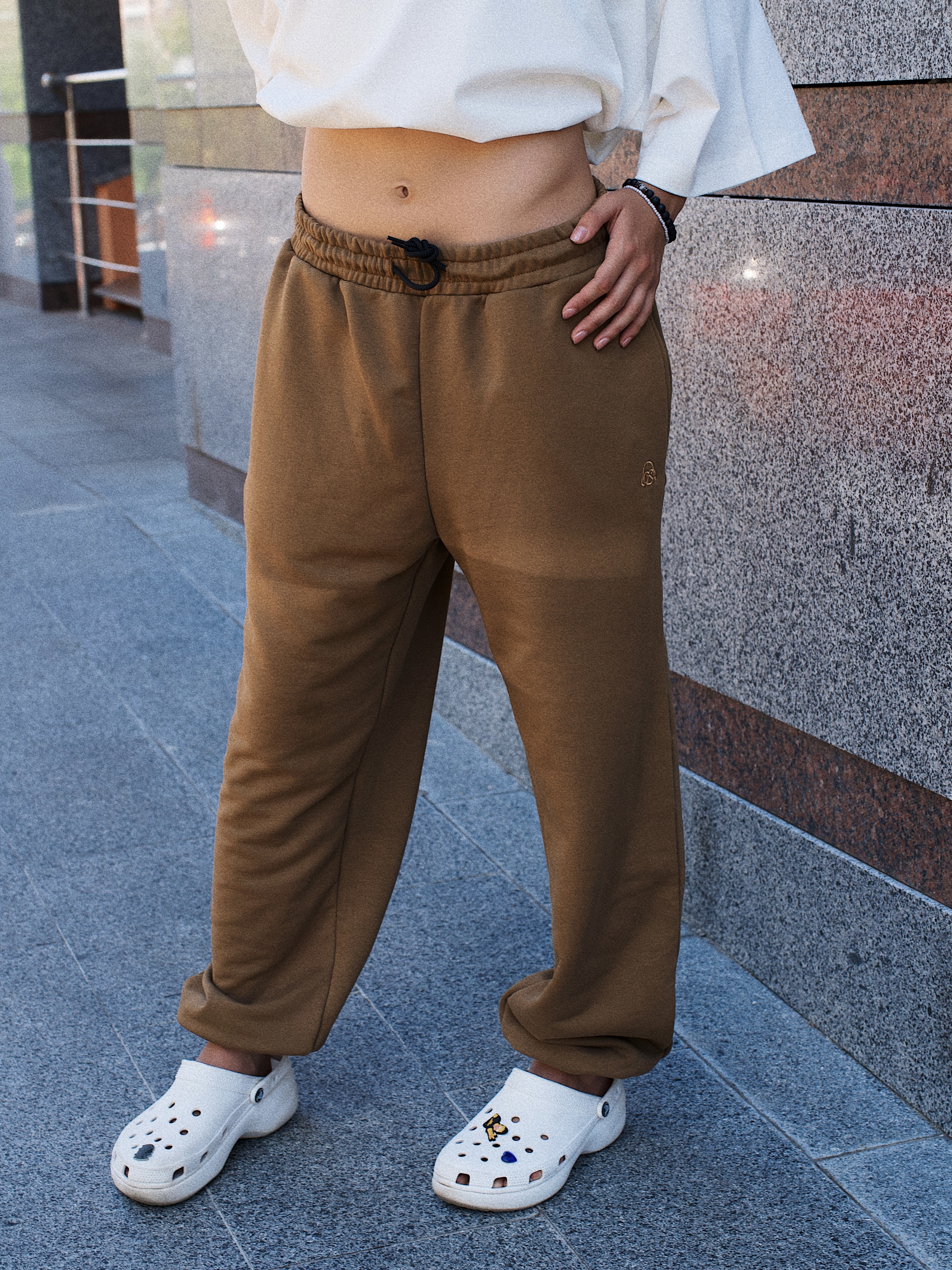 Joggers / Duck side - picture  - 4