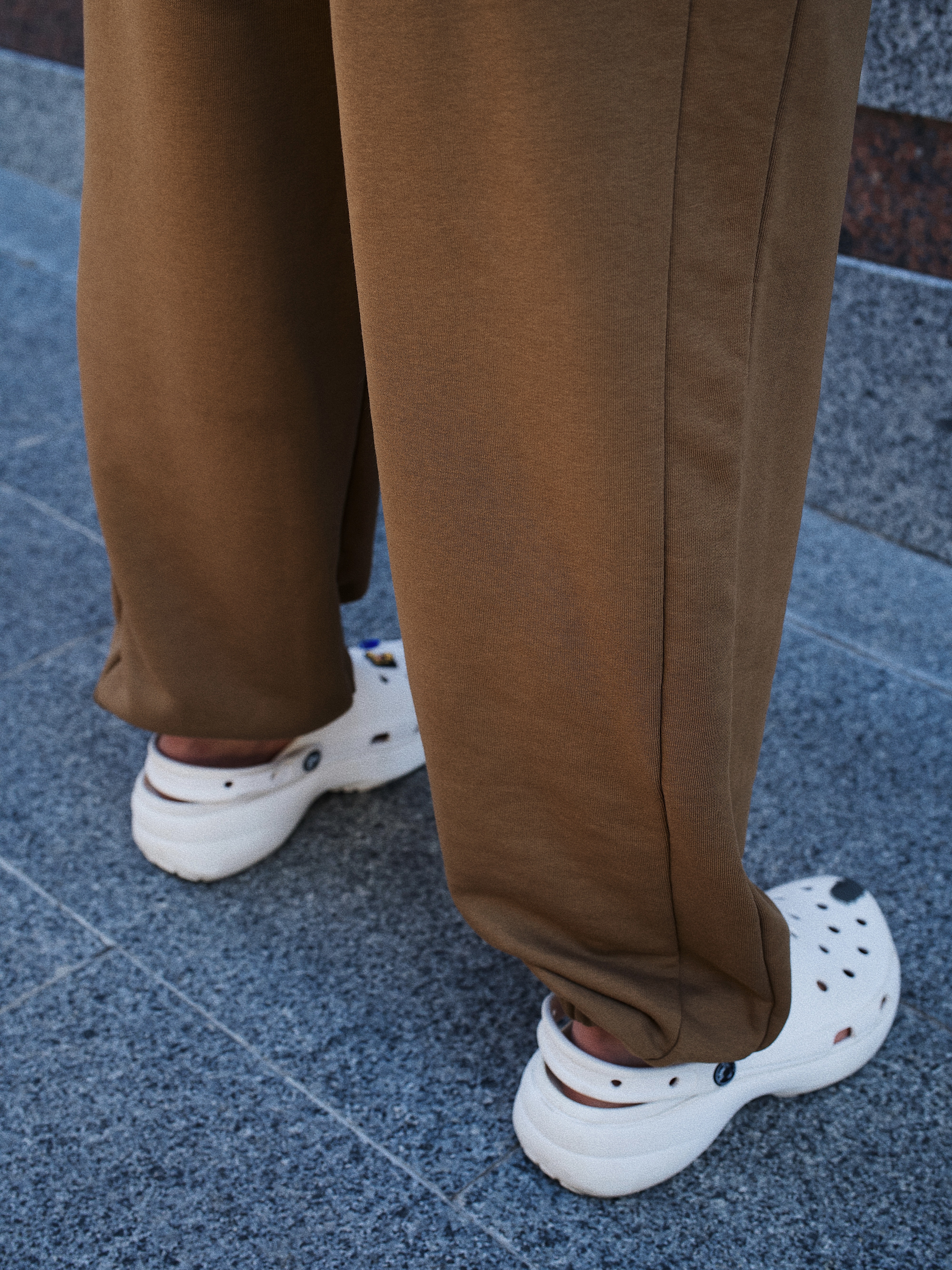 Joggers / Duck side - picture  - 7